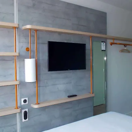 Ibis Budget Rouen Centre Rive Gauche Exterior foto
